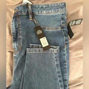 BNWT Fashion Nova Jeans
